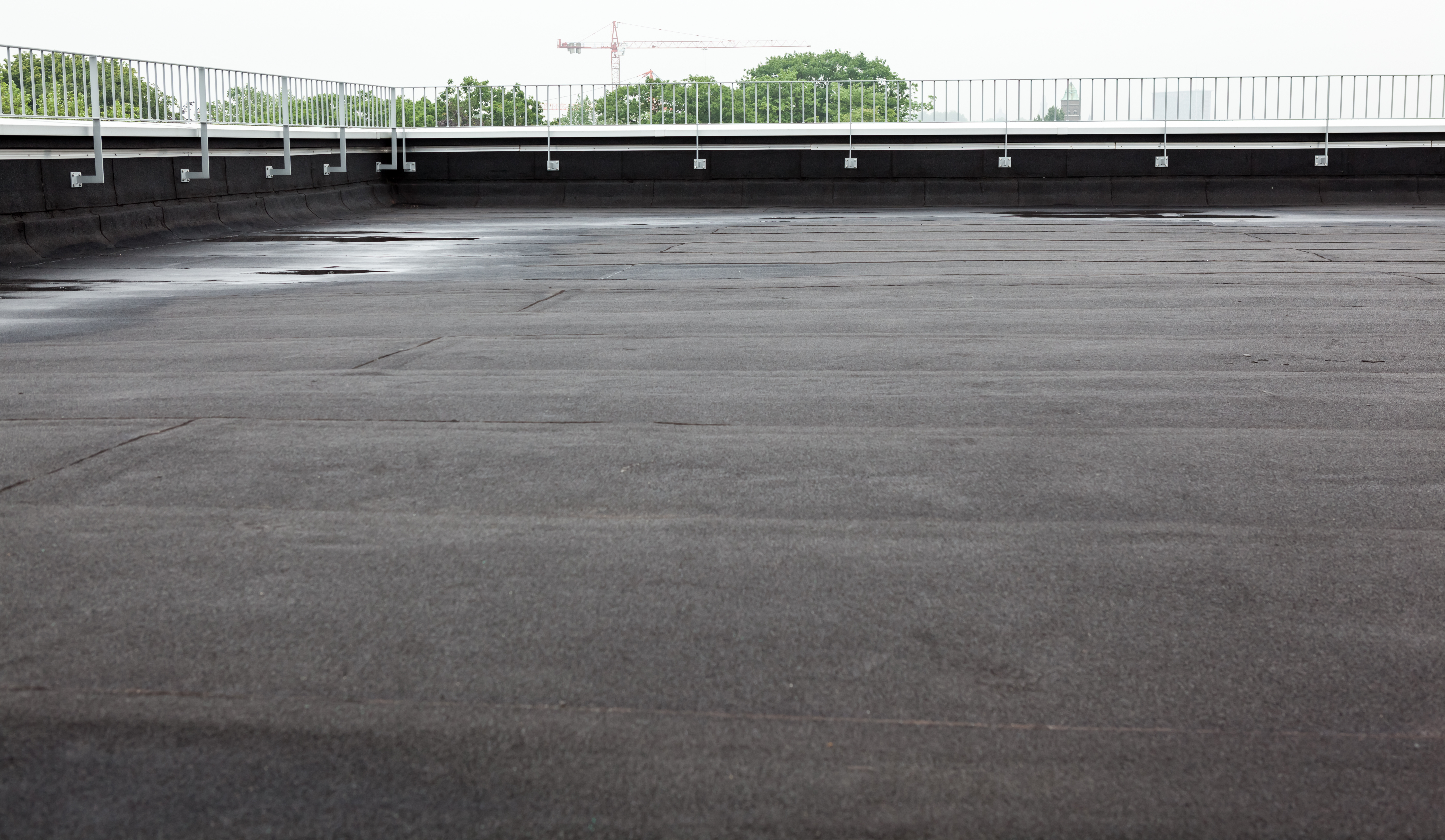 managing commercial flat roof moisture